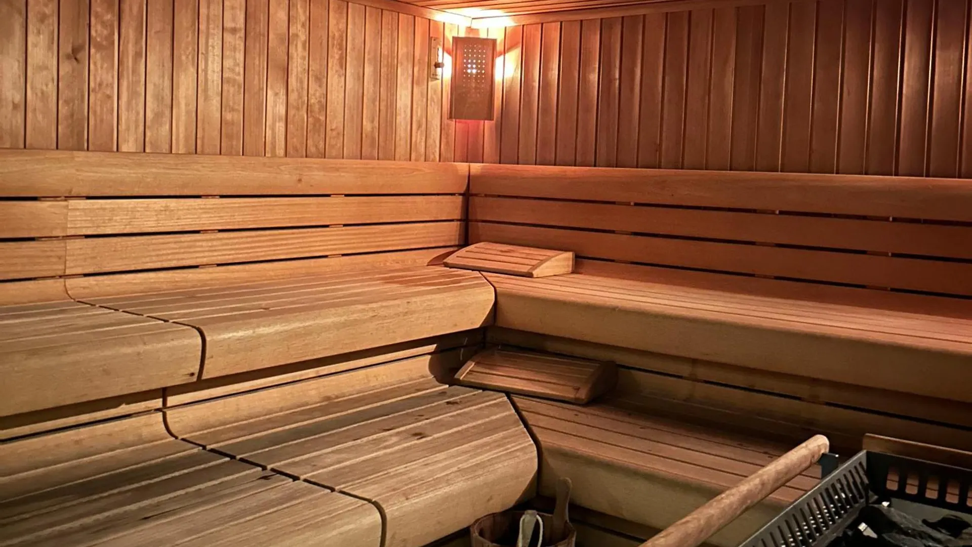 Aparthotel Siente Boi & Spa Pla de l'Ermita 4*,