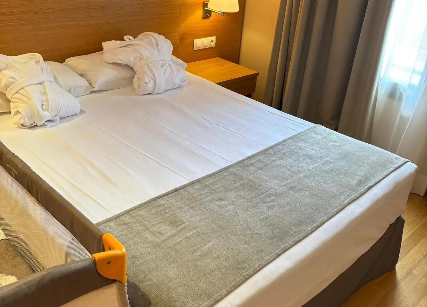 Aparthotel Siente Boi & Spa Pla de l'Ermita